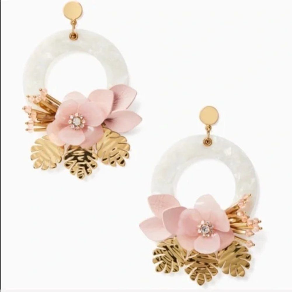 Kate Spade New York Pink, White and Gold Slice of Stone Floral Earrings. EUC!